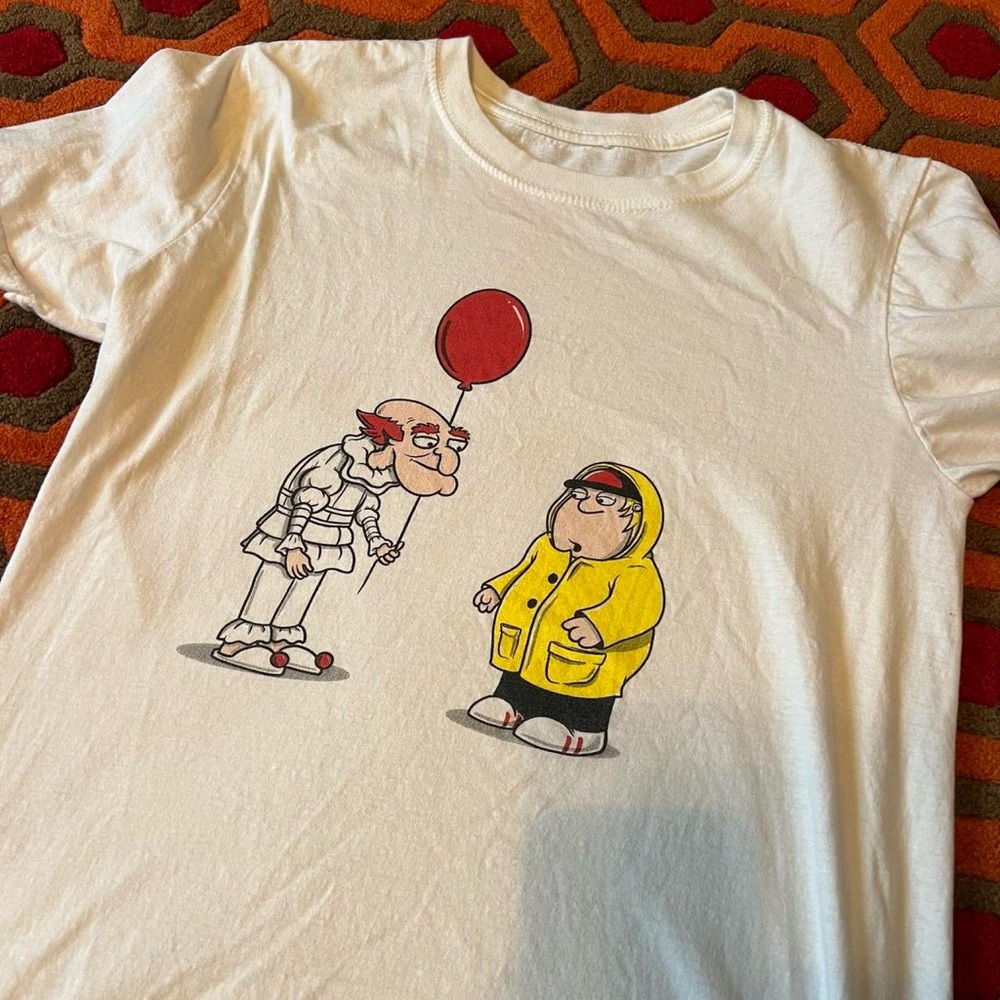 New Unisex Tee Shirt "Family Guy / IT" Size SMALL Mashup Tee Stephen King clown - Picture 7 of 7